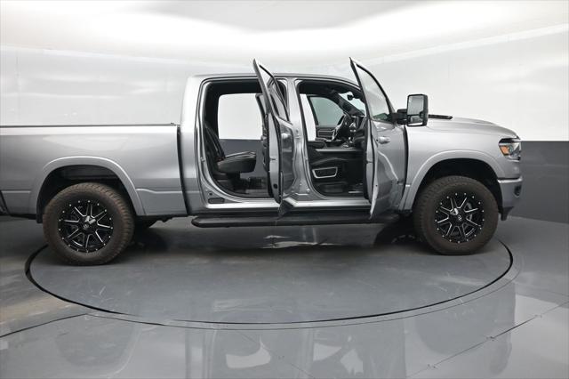 Photo of 2021 Billet Silver Metallic Clearcoat RAM 1500