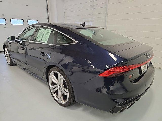 Photo of 2021 Firmament Blue Metallic Audi S7