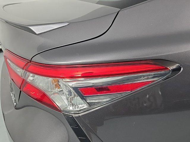 Photo of 2019 Predawn Gray Mica Toyota Camry Hybrid