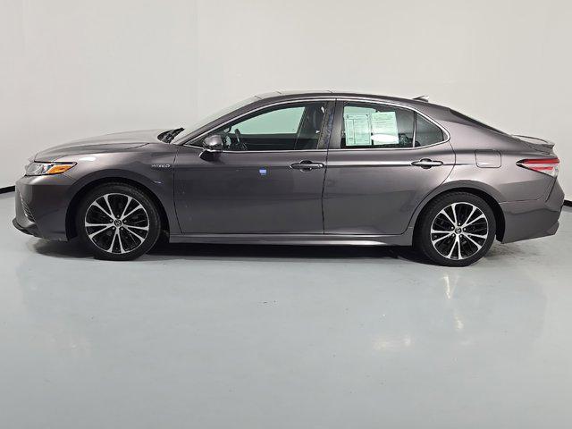 Photo of 2019 Predawn Gray Mica Toyota Camry Hybrid