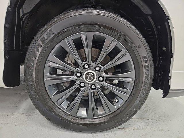 Photo of 2023 Eminent White Pearl Lexus GX 460