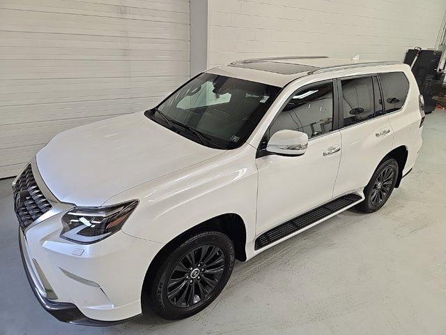 Photo of 2023 Eminent White Pearl Lexus GX 460