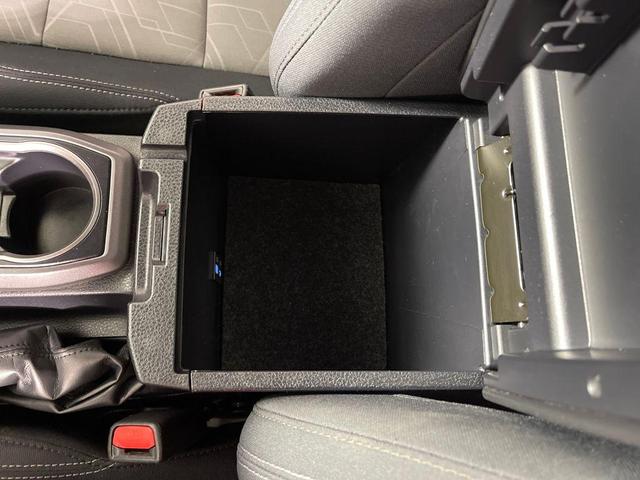 Photo of 2023 Ice Cap Toyota Tacoma