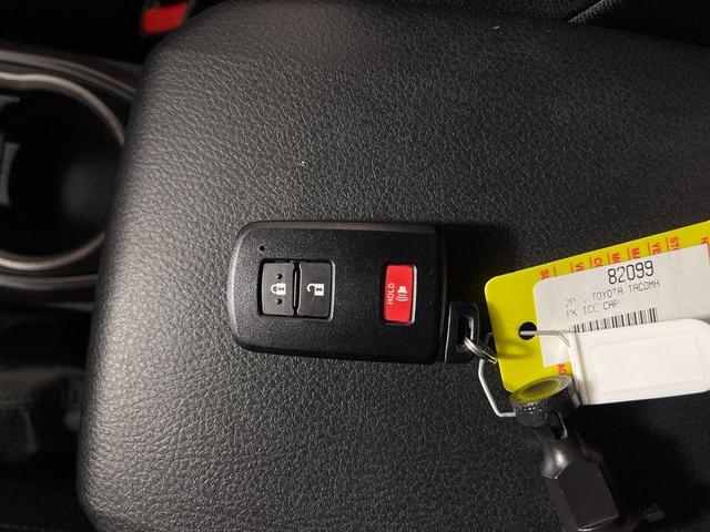 Photo of 2023 Ice Cap Toyota Tacoma