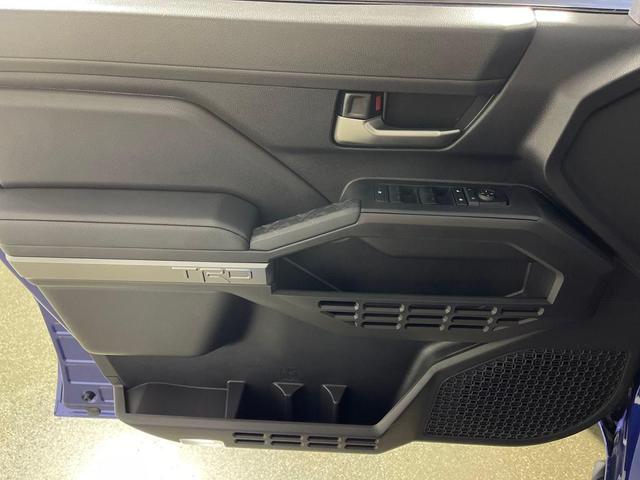 Photo of 2025 Blue Crush Metallic Toyota Tacoma