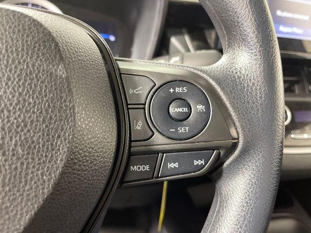 Photo of 2022 Classic Silver Toyota Corolla