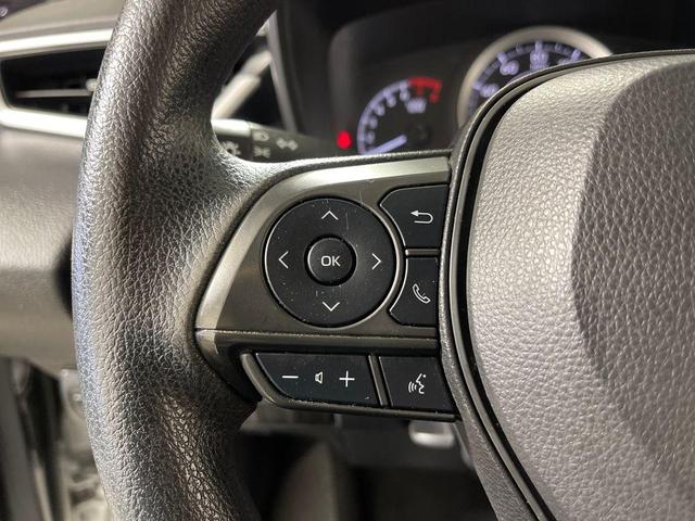 Photo of 2022 Classic Silver Toyota Corolla