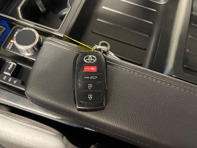 Photo of 2023 Magnetic Gray Metallic Toyota Tundra