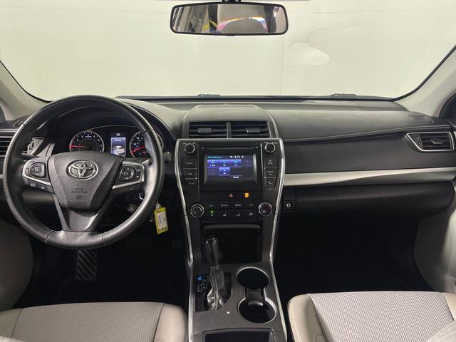 Photo of 2016 Mica Toyota Camry