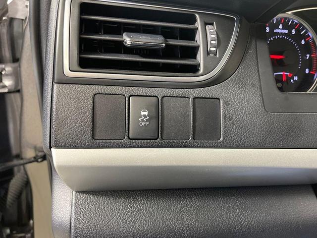 Photo of 2016 Mica Toyota Camry