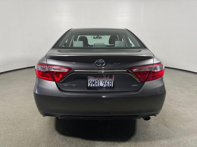 Photo of 2016 Mica Toyota Camry