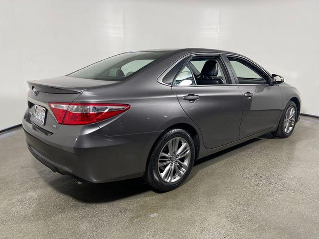 Photo of 2016 Mica Toyota Camry