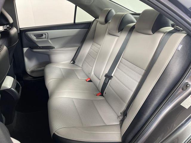 Photo of 2016 Mica Toyota Camry