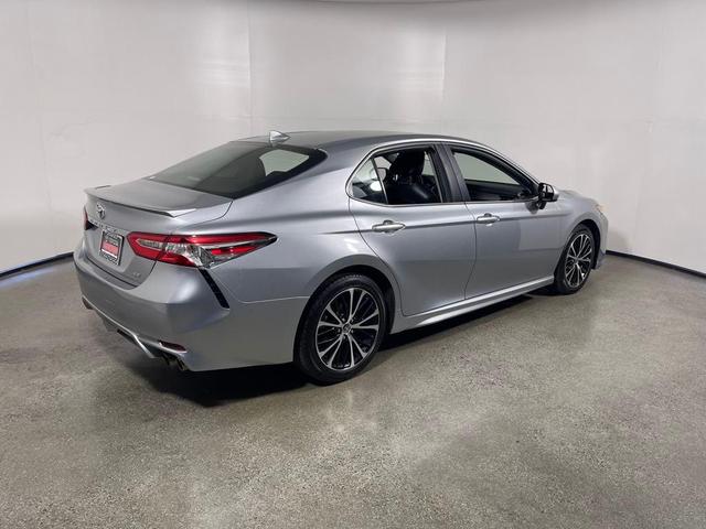 Photo of 2020 Celestial Silver Metallic Toyota Camry