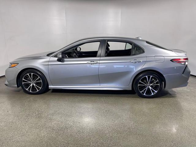 Photo of 2020 Celestial Silver Metallic Toyota Camry
