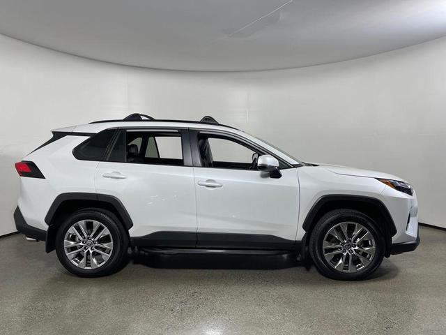 Photo of 2023 Blizzard Pearl Toyota RAV4