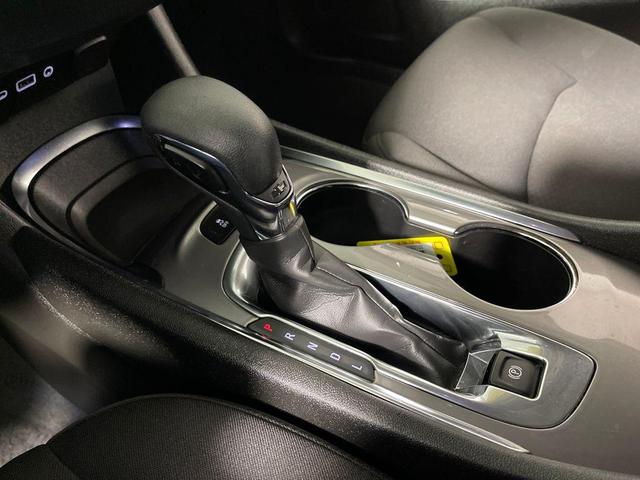 Photo of 2024 Mineral Gray Metallic Chevrolet Malibu
