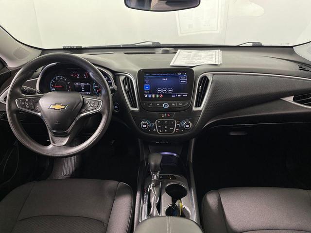 Photo of 2024 Mineral Gray Metallic Chevrolet Malibu