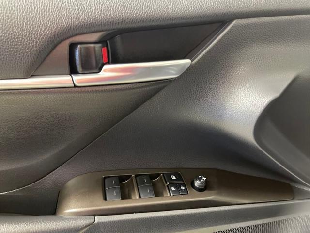 Photo of 2022 Mica Toyota Camry