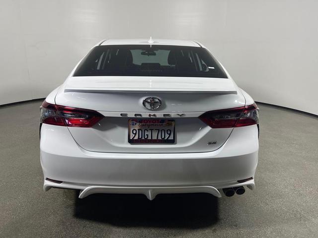 Photo of 2023 Ice Cap Toyota Camry