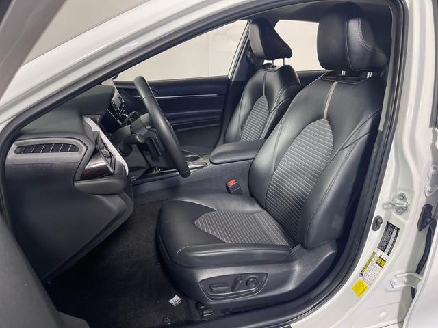 Photo of 2023 Ice Cap Toyota Camry