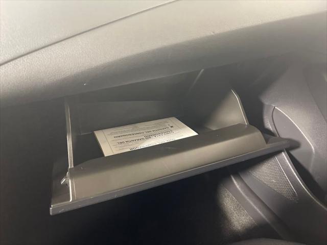 Photo of 2022 Classic Silver Toyota Corolla