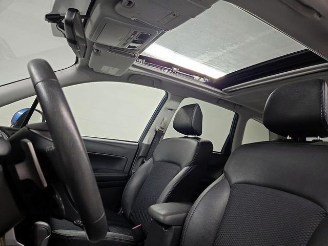 Photo of 2016 Blue Subaru Forester