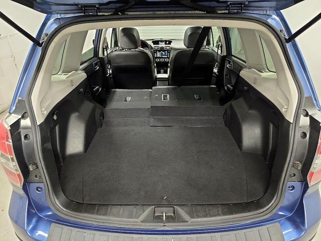 Photo of 2016 Blue Subaru Forester