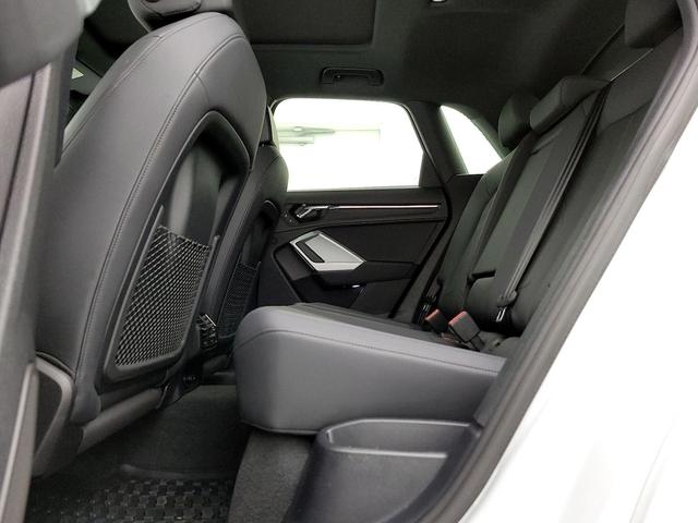 Photo of 2021 White Audi Q3