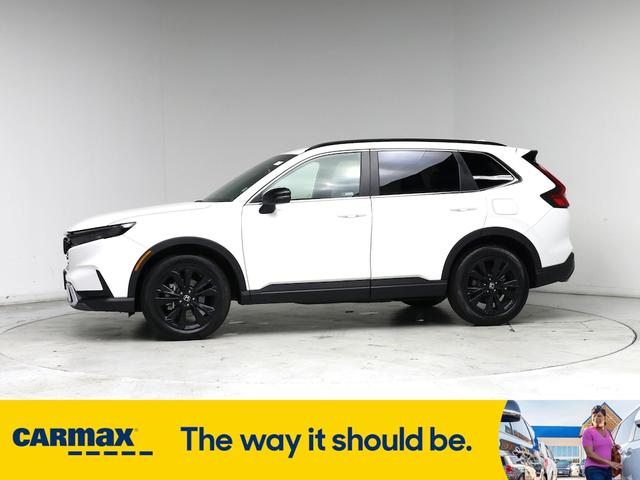 Photo of 2024 White Honda CR-V Hybrid