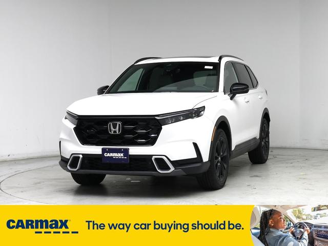 Photo of 2024 White Honda CR-V Hybrid
