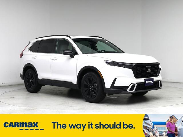 Photo of 2024 White Honda CR-V Hybrid