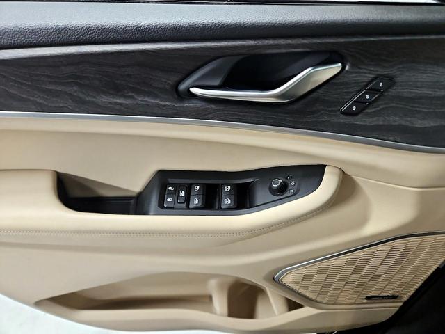 Photo of 2022 Gray Jeep Grand Cherokee L