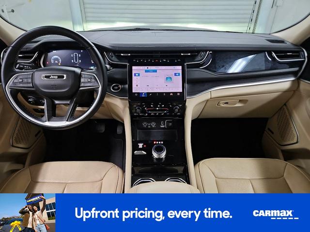Photo of 2022 Gray Jeep Grand Cherokee L
