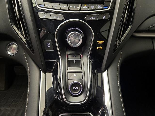 Photo of 2019 White Acura RDX
