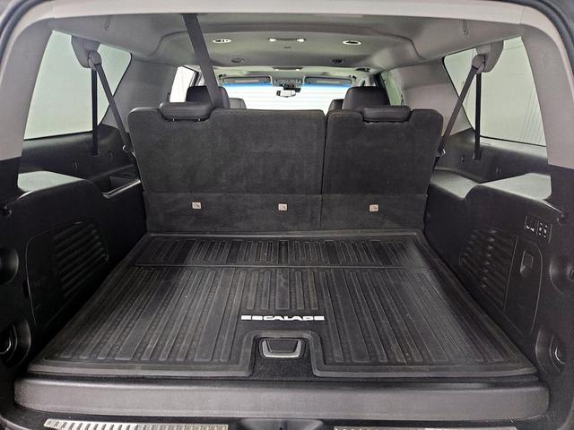 Photo of 2019 Black Cadillac Escalade