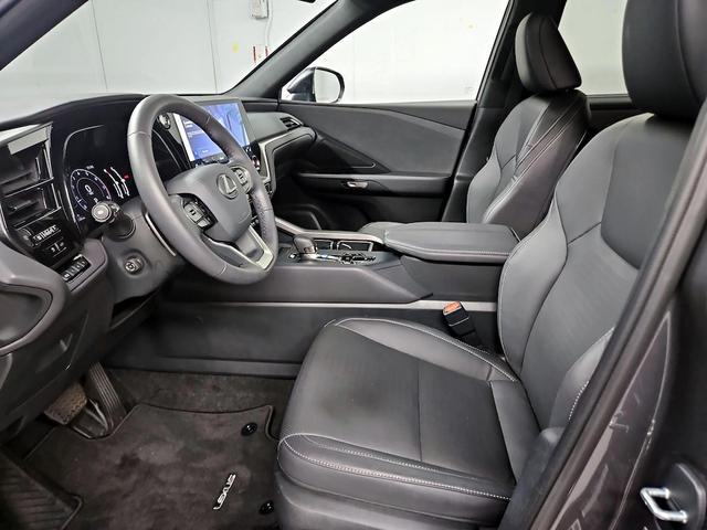 Photo of 2024 Gray Lexus TX 350