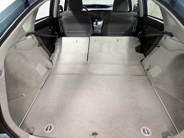 Photo of 2015 Blue Toyota Prius