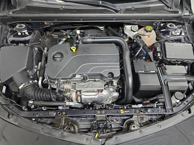 Photo of 2023 Gray Chevrolet Malibu