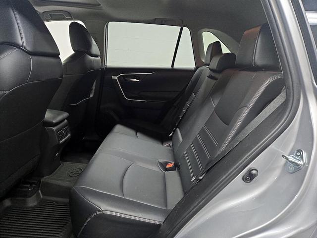 Photo of 2019 Silver Toyota RAV4