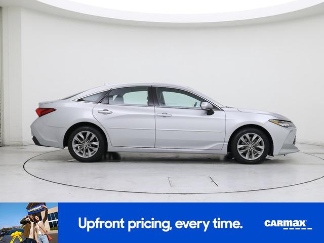 Photo of 2022 Gray Toyota Avalon