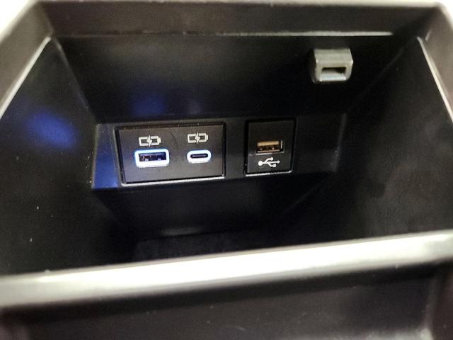 Photo of 2022 Gray Toyota Avalon