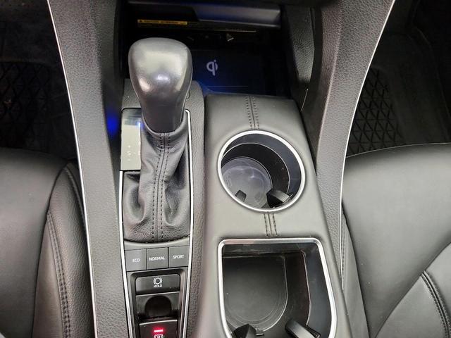 Photo of 2022 Gray Toyota Avalon