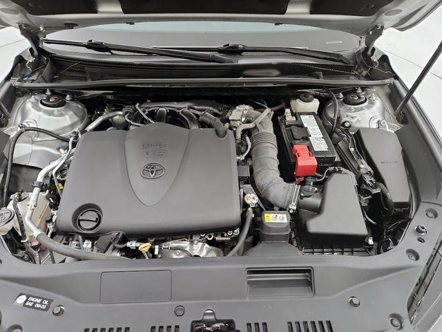 Photo of 2022 Gray Toyota Avalon