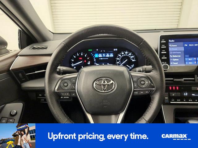 Photo of 2022 Gray Toyota Avalon
