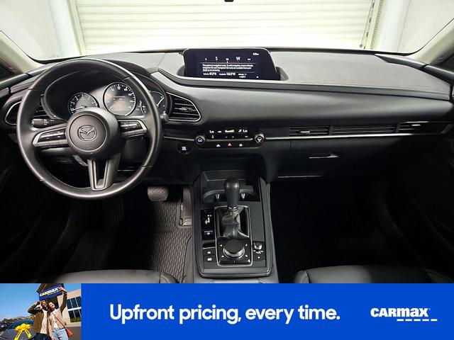Photo of 2022 White Mazda CX-30