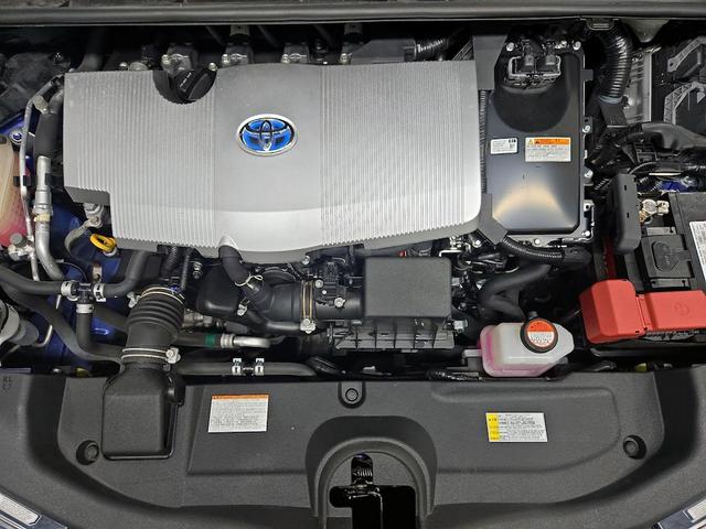 Photo of 2016 Blue Toyota Prius