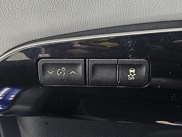Photo of 2016 Blue Toyota Prius