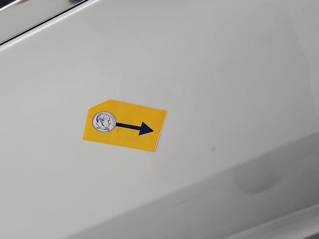 Photo of 2020 White Tesla Model 3