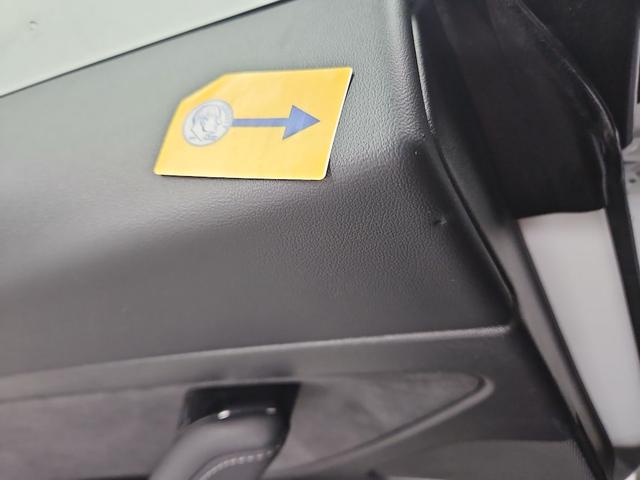 Photo of 2020 White Tesla Model 3